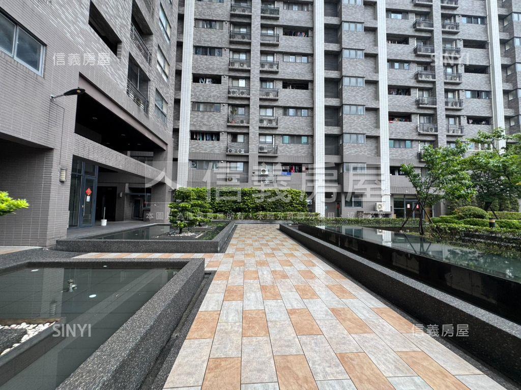 傳佳謙里～邊間兩房有車位房屋室內格局與周邊環境