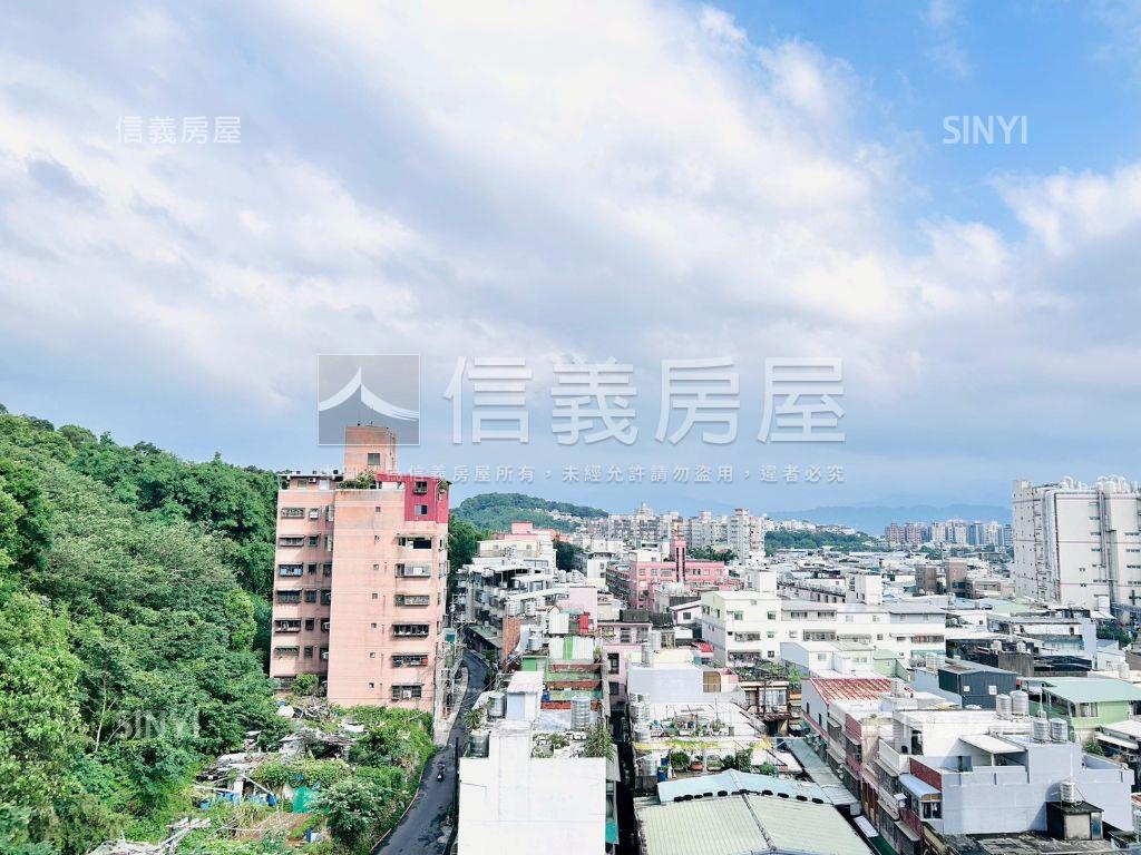 傳佳謙里～邊間兩房有車位房屋室內格局與周邊環境