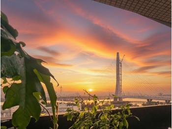 登瑞登峰淡江大橋景觀美宅