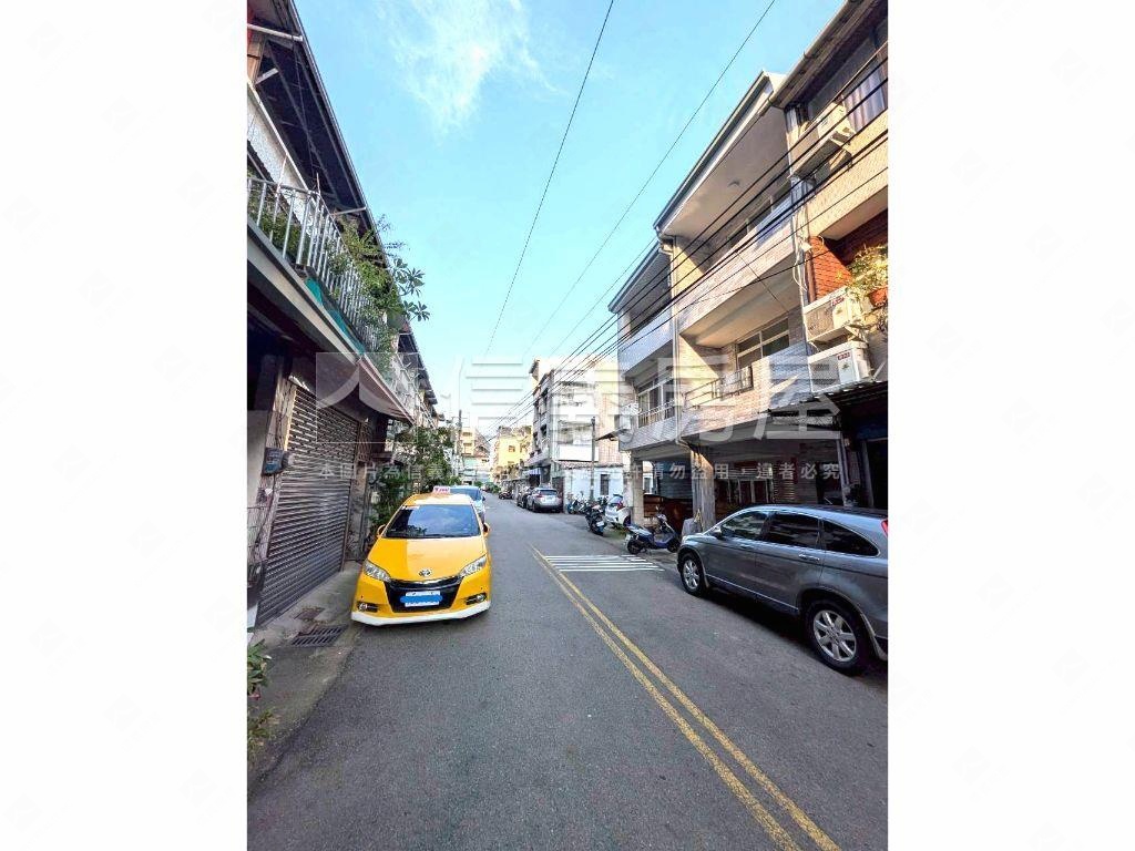近仁愛醫院美透天房屋室內格局與周邊環境