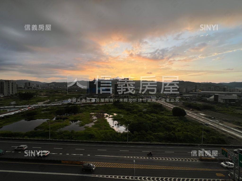 凱撒景觀四房車位房屋室內格局與周邊環境