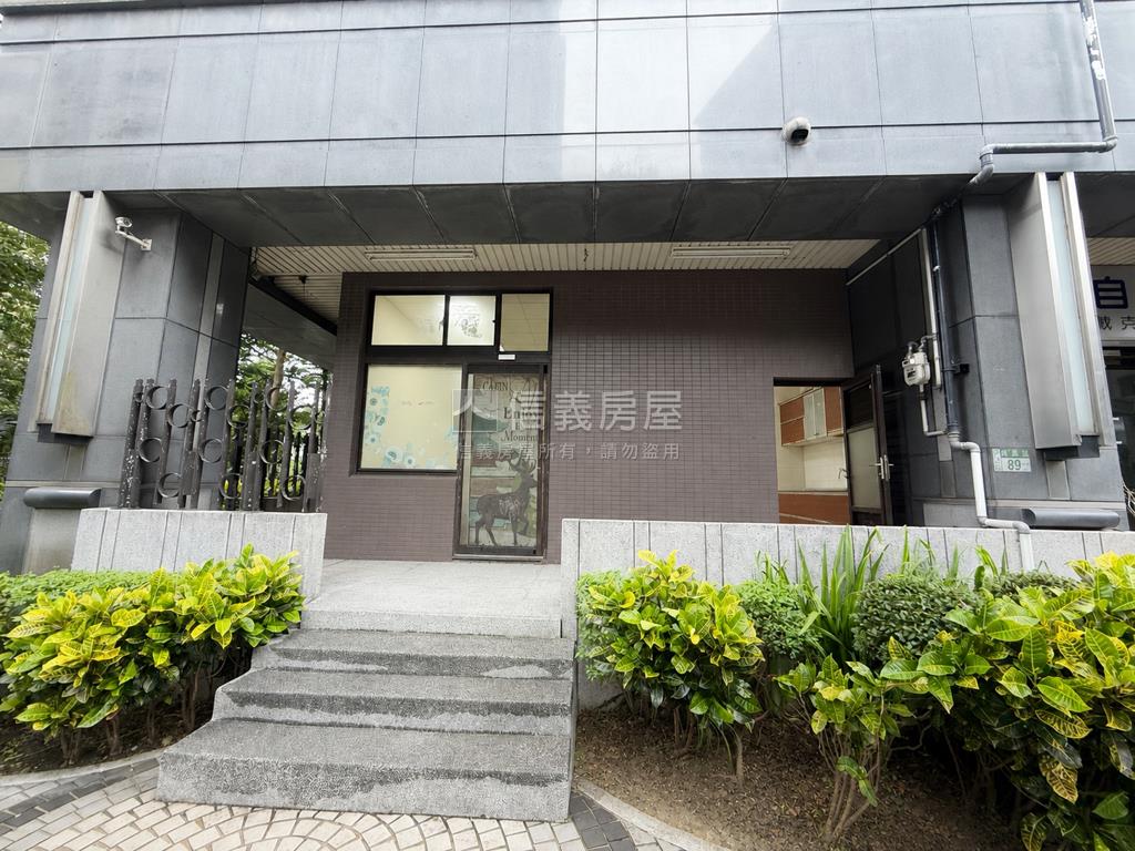 三角窗邊間金店面房屋室內格局與周邊環境