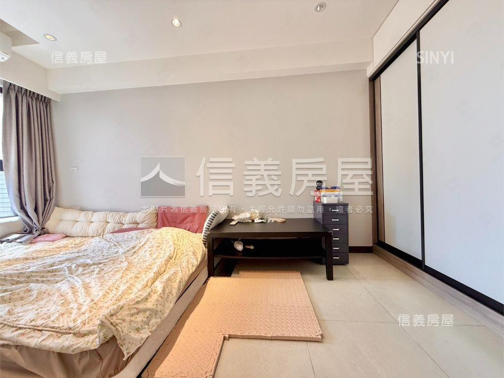 專任寶欣Ｇ５綻稀有大兩房房屋室內格局與周邊環境