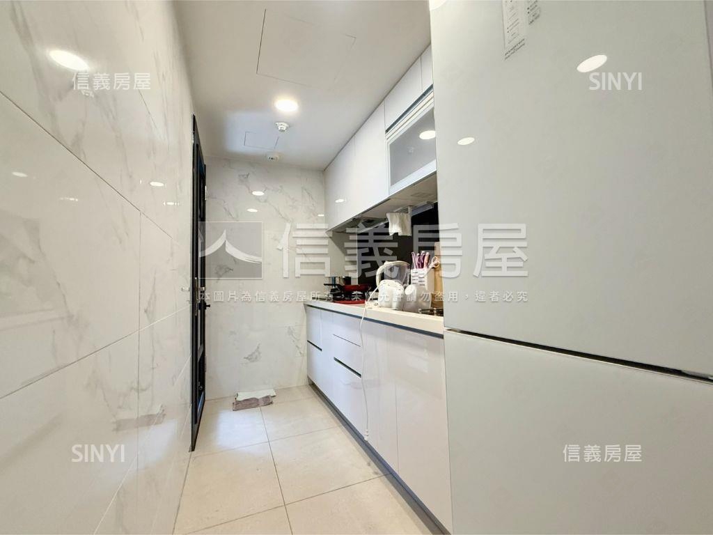專任寶欣Ｇ５綻稀有大兩房房屋室內格局與周邊環境