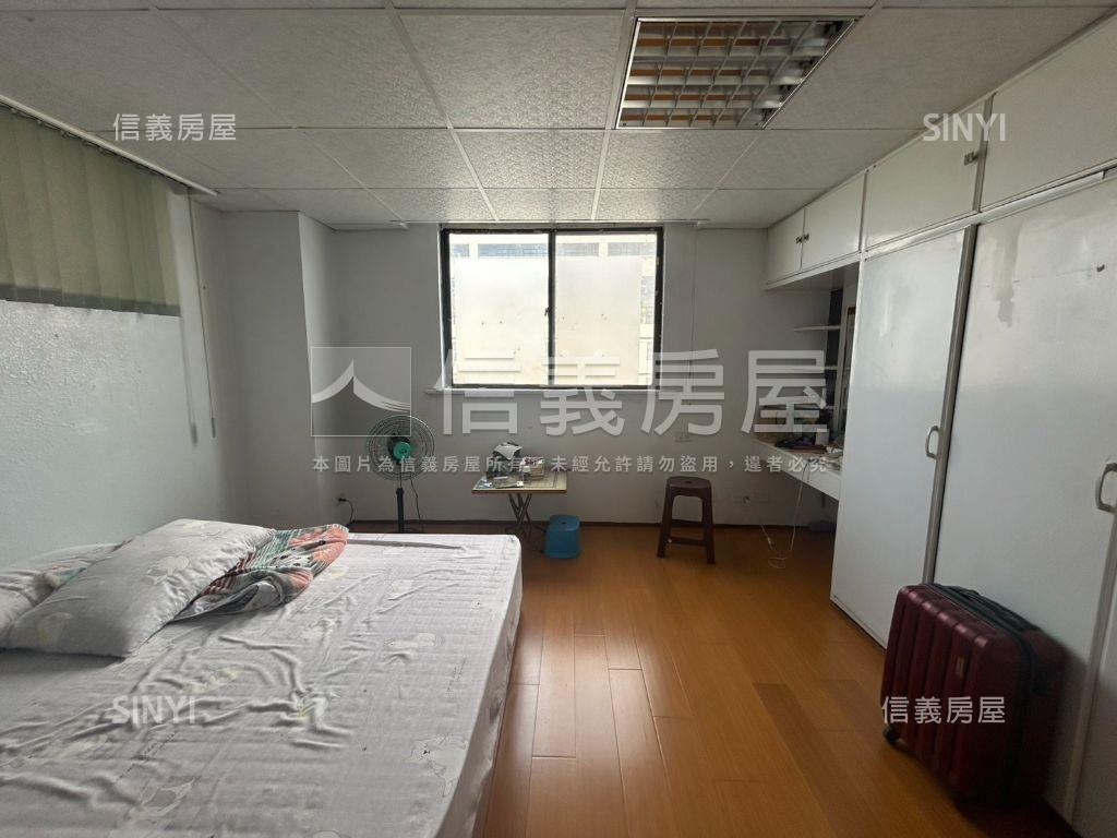 愛河低總價大三房房屋室內格局與周邊環境