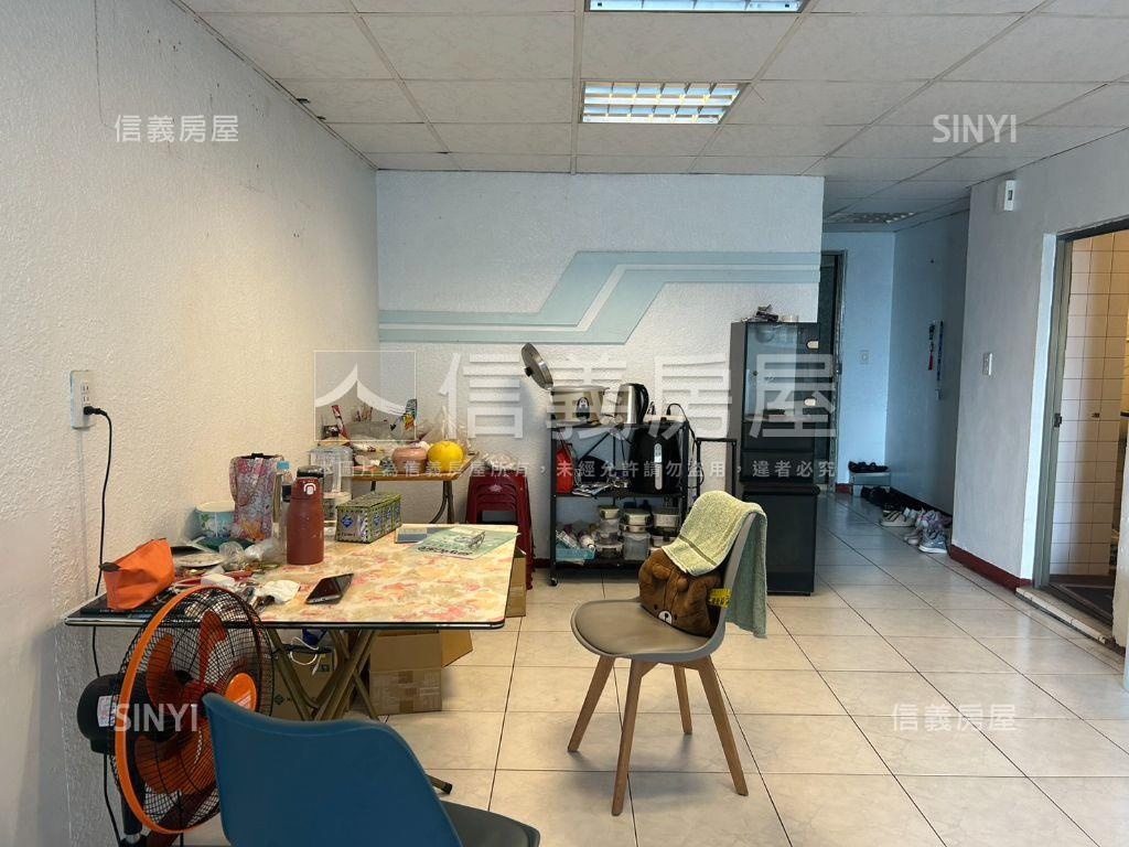 愛河低總價大三房房屋室內格局與周邊環境