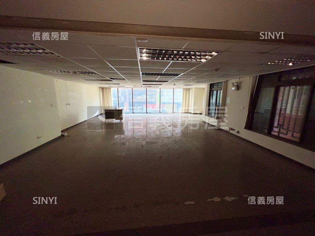 近中路●百坪大辦公室房屋室內格局與周邊環境