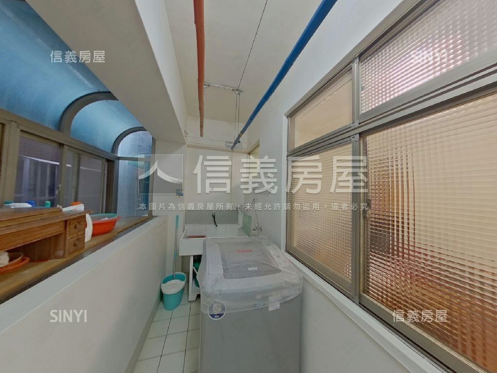 藝術名宮三房有車位房屋室內格局與周邊環境