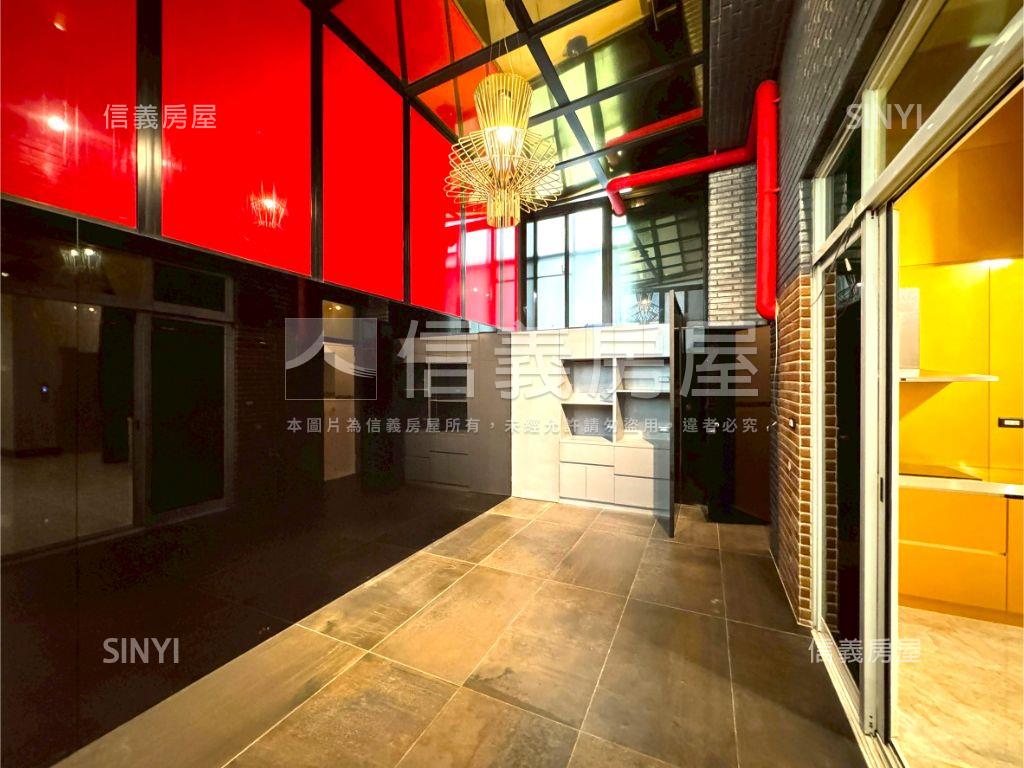 府平英倫優雅車墅房屋室內格局與周邊環境