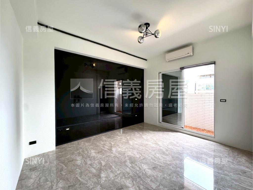 府平英倫優雅車墅房屋室內格局與周邊環境