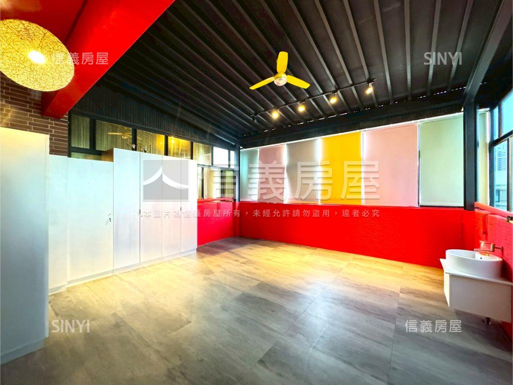 府平英倫優雅車墅房屋室內格局與周邊環境