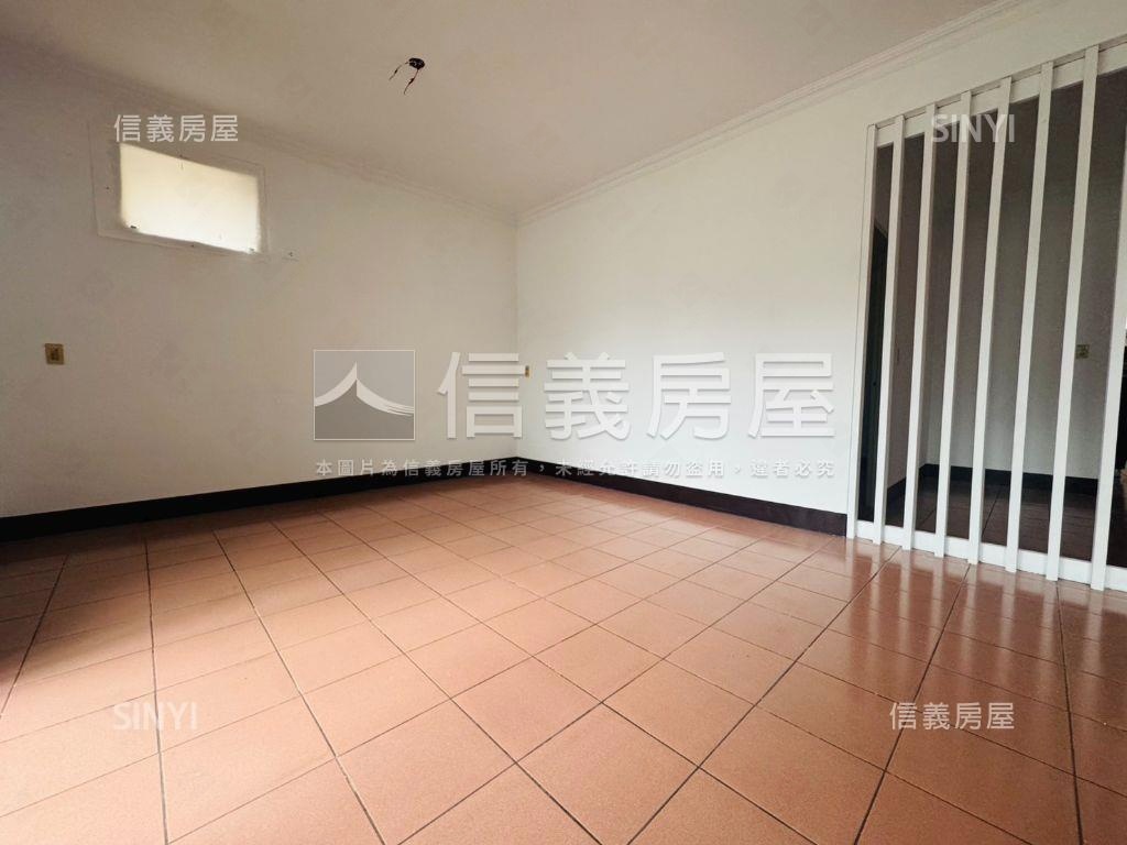 稀有車站旁三樓房屋室內格局與周邊環境