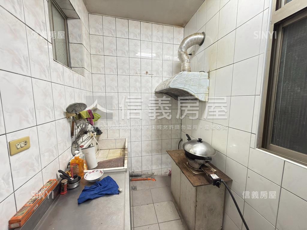 推薦！黎明花園旁面寬一樓房屋室內格局與周邊環境