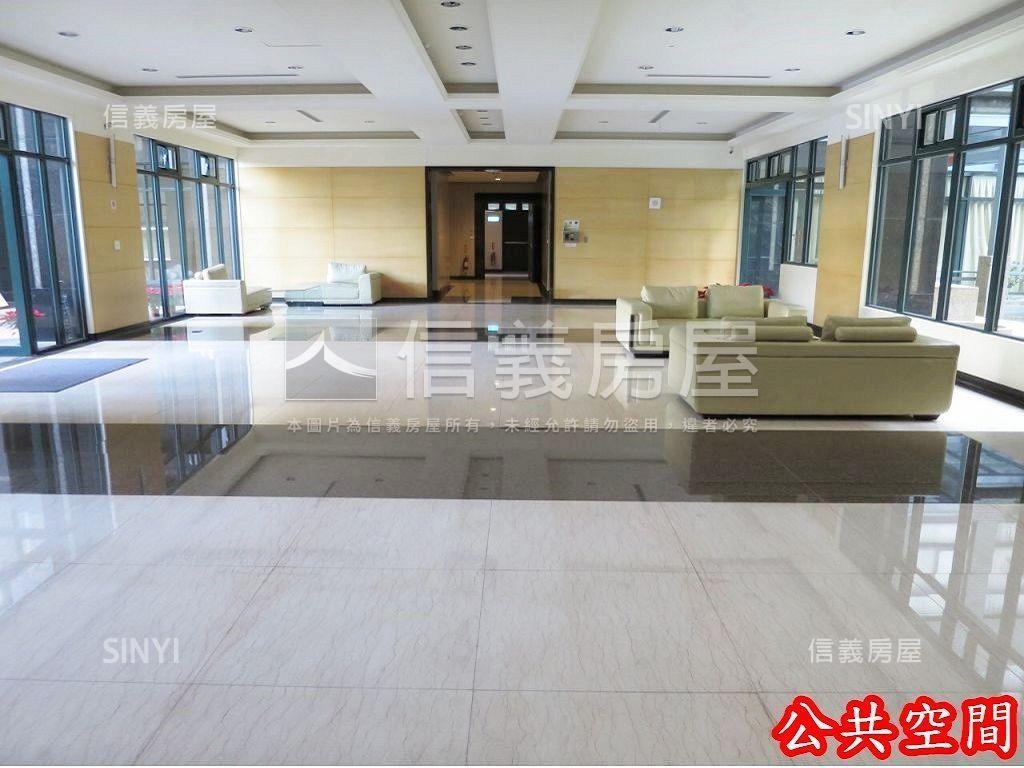 Ｉ－ＣＯＭＥ挑高房屋室內格局與周邊環境