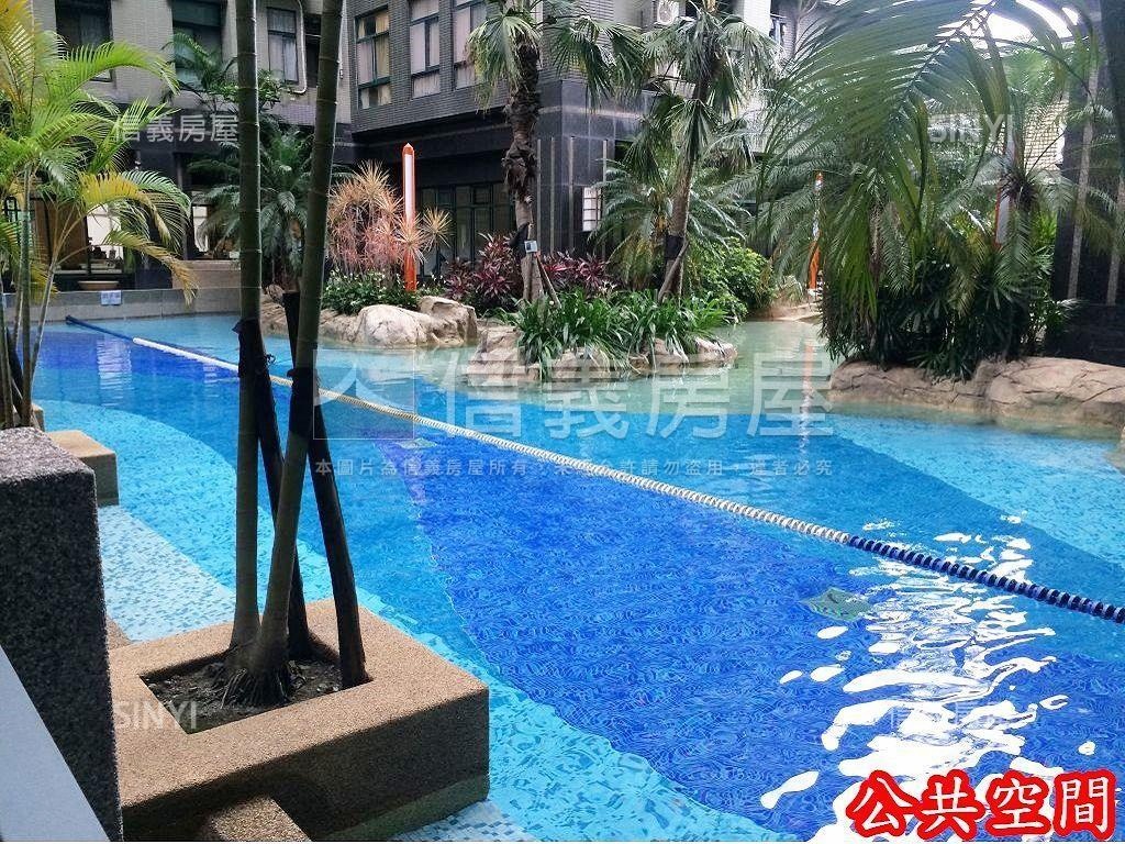 Ｉ－ＣＯＭＥ挑高房屋室內格局與周邊環境