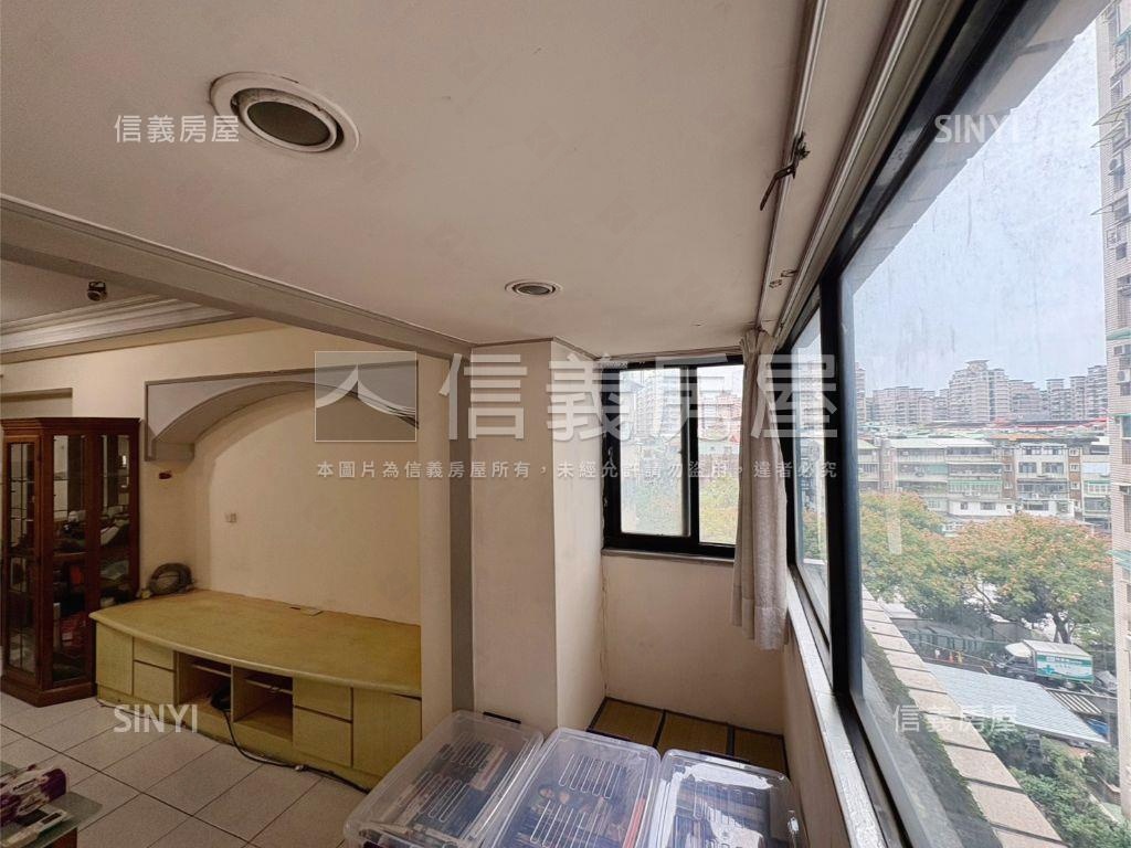 裕民路綠寶石帶車位房屋室內格局與周邊環境