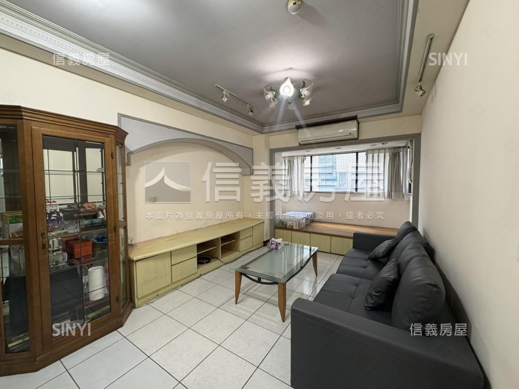 裕民路綠寶石帶車位房屋室內格局與周邊環境