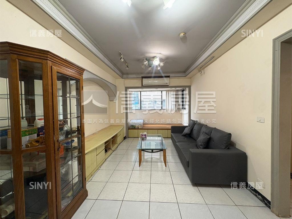 裕民路綠寶石帶車位房屋室內格局與周邊環境