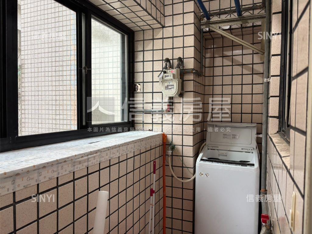 裕民路綠寶石帶車位房屋室內格局與周邊環境