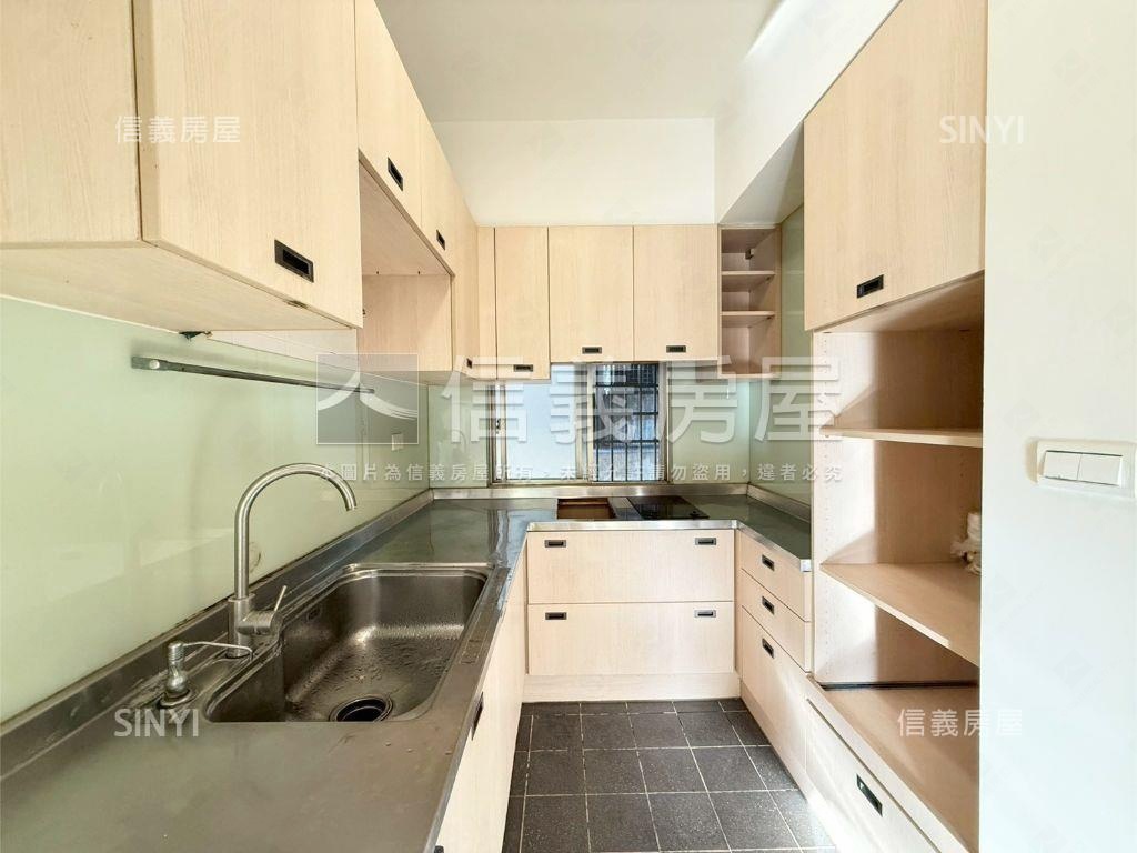 富立真善美四房附車位房屋室內格局與周邊環境