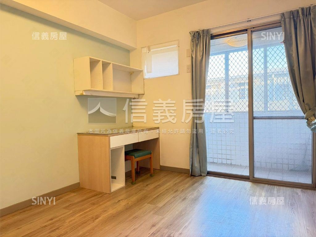 富立真善美四房附車位房屋室內格局與周邊環境