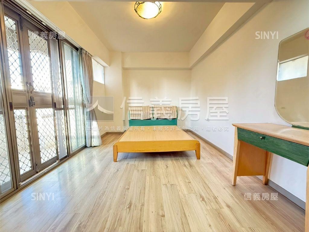 富立真善美四房附車位房屋室內格局與周邊環境