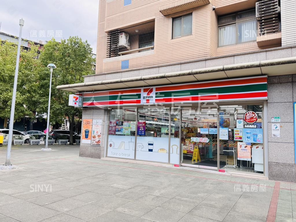 樂群近未來捷運站四房車位房屋室內格局與周邊環境