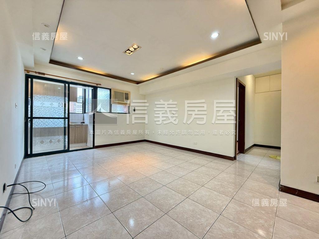 專任新台五路精品美屋房屋室內格局與周邊環境