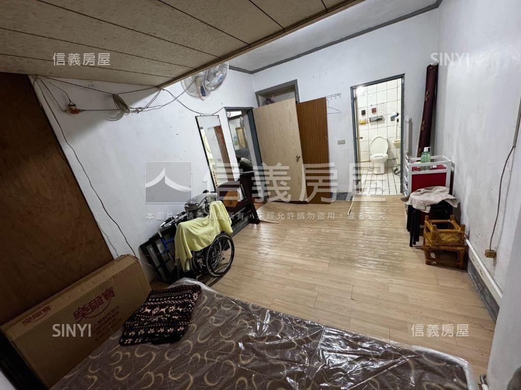 西湖市場商圈金店面房屋室內格局與周邊環境