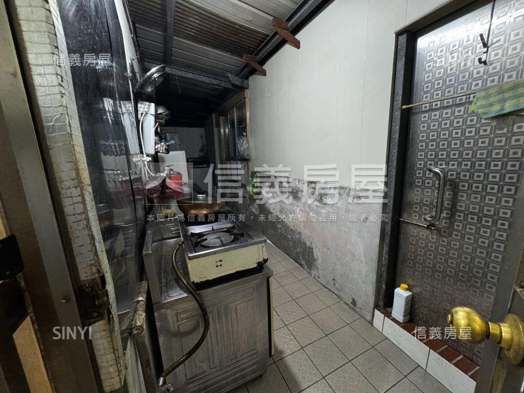 西湖市場商圈金店面房屋室內格局與周邊環境