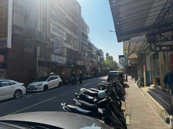 黃金西湖商圈一樓