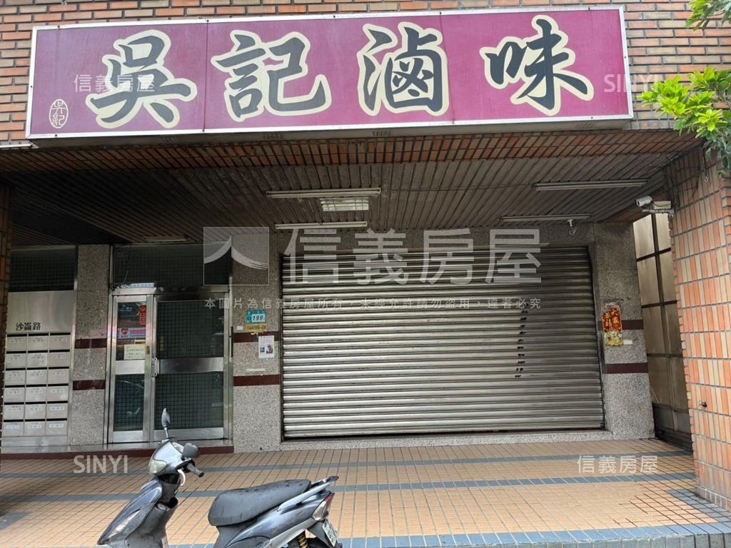 帝富３房眺望淡江大橋房屋室內格局與周邊環境