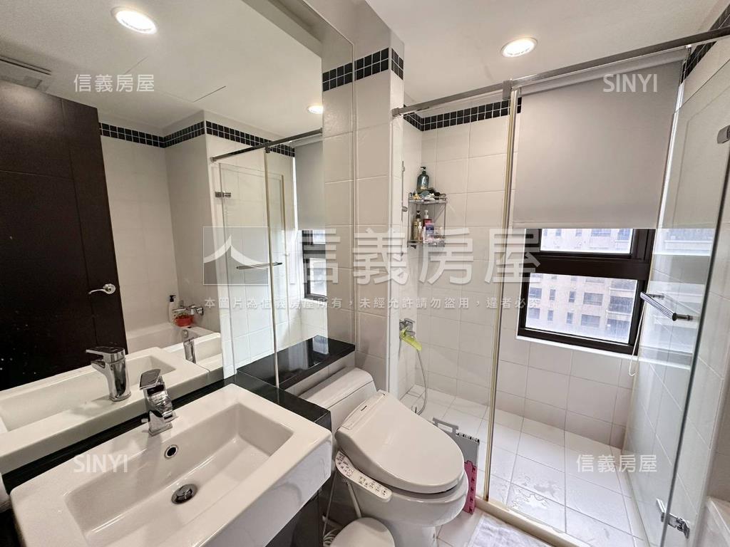 深耕一路發發發三房車位房屋室內格局與周邊環境