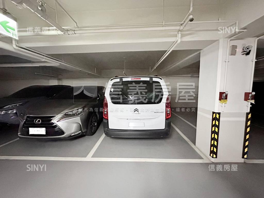 深耕一路發發發三房車位房屋室內格局與周邊環境