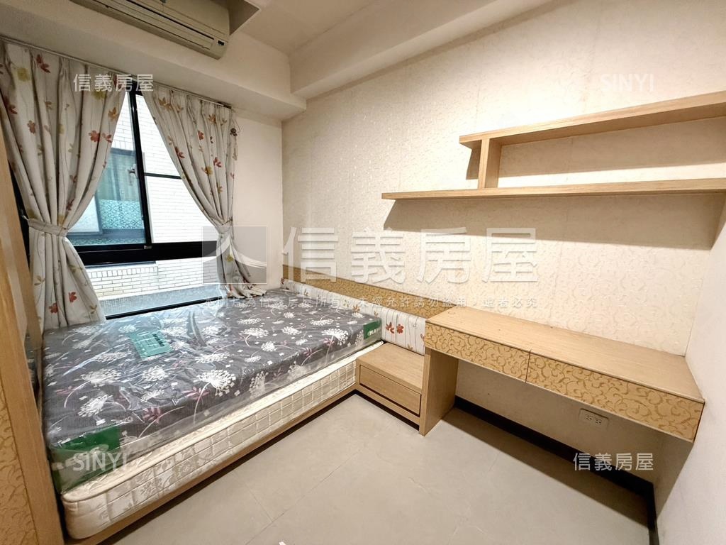 帝標高樓兩房平車房屋室內格局與周邊環境