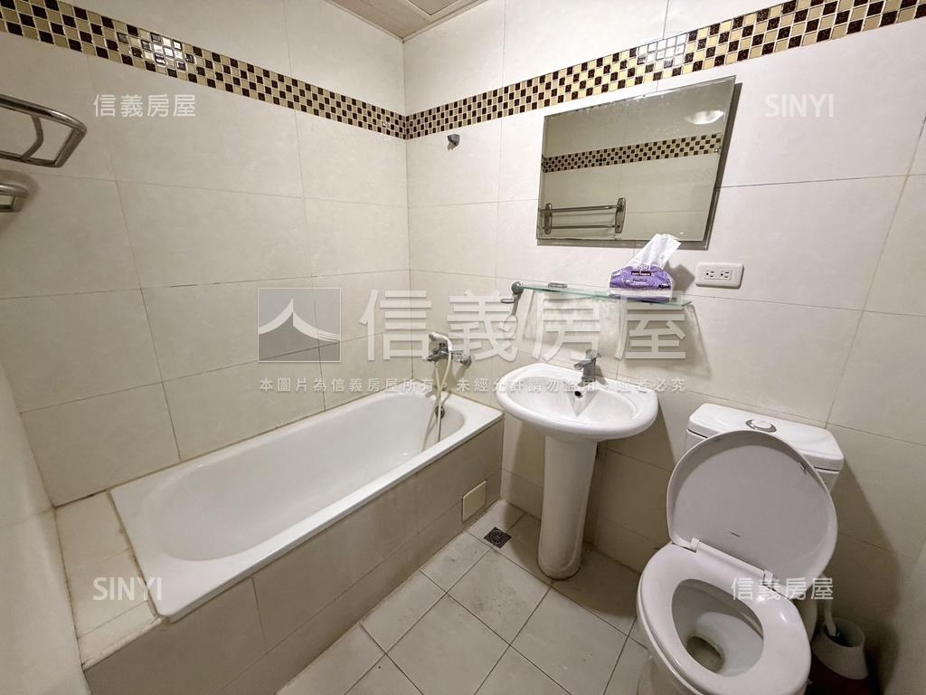 帝標高樓兩房平車房屋室內格局與周邊環境