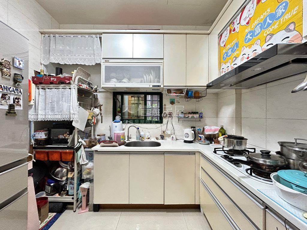 成功國中旁大地坪花園別墅房屋室內格局與周邊環境