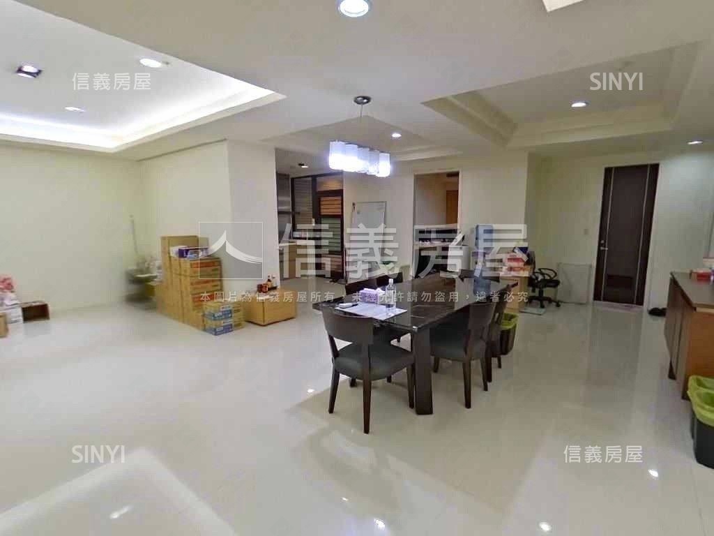 天璽三七期綠園道雙平車房屋室內格局與周邊環境