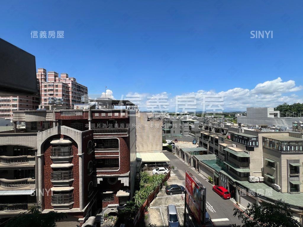 岡山正一房坡平車位稀有案房屋室內格局與周邊環境