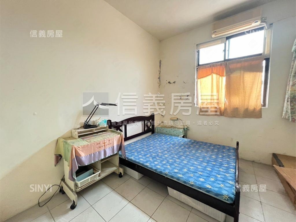 地球村稀有頂加美寓房屋室內格局與周邊環境