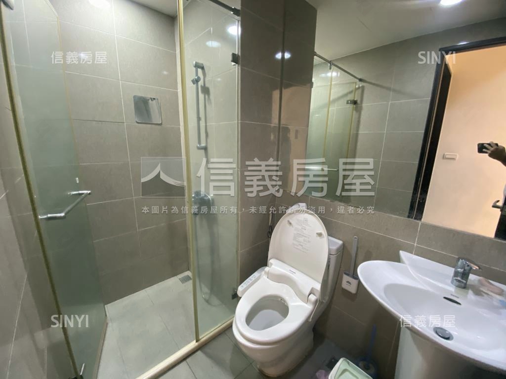 翔譽邊間三房房屋室內格局與周邊環境