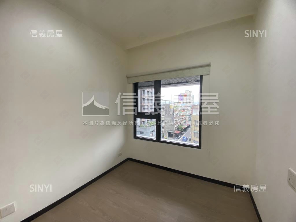 翔譽邊間三房房屋室內格局與周邊環境