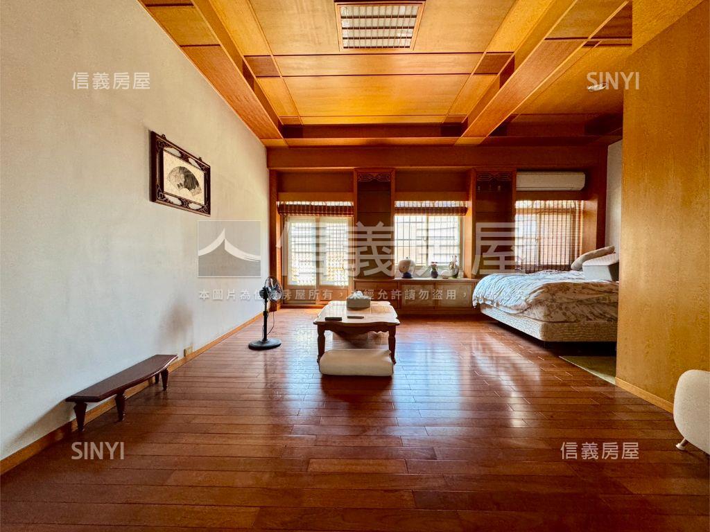 前鎮正街面寬約１２米車墅房屋室內格局與周邊環境