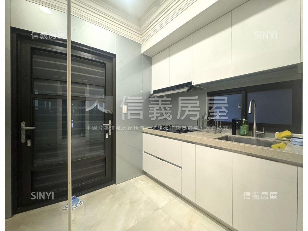 匠心頂規，絕美景觀碧連天房屋室內格局與周邊環境