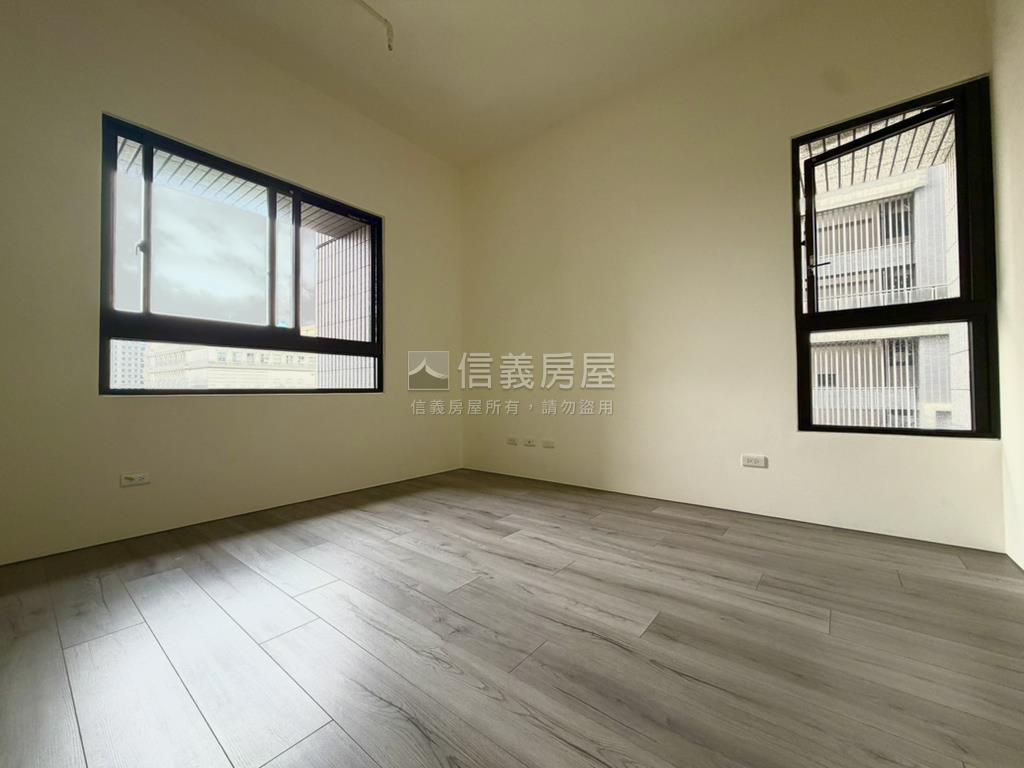 帥富宇藏富三房近普霖斯頓房屋室內格局與周邊環境