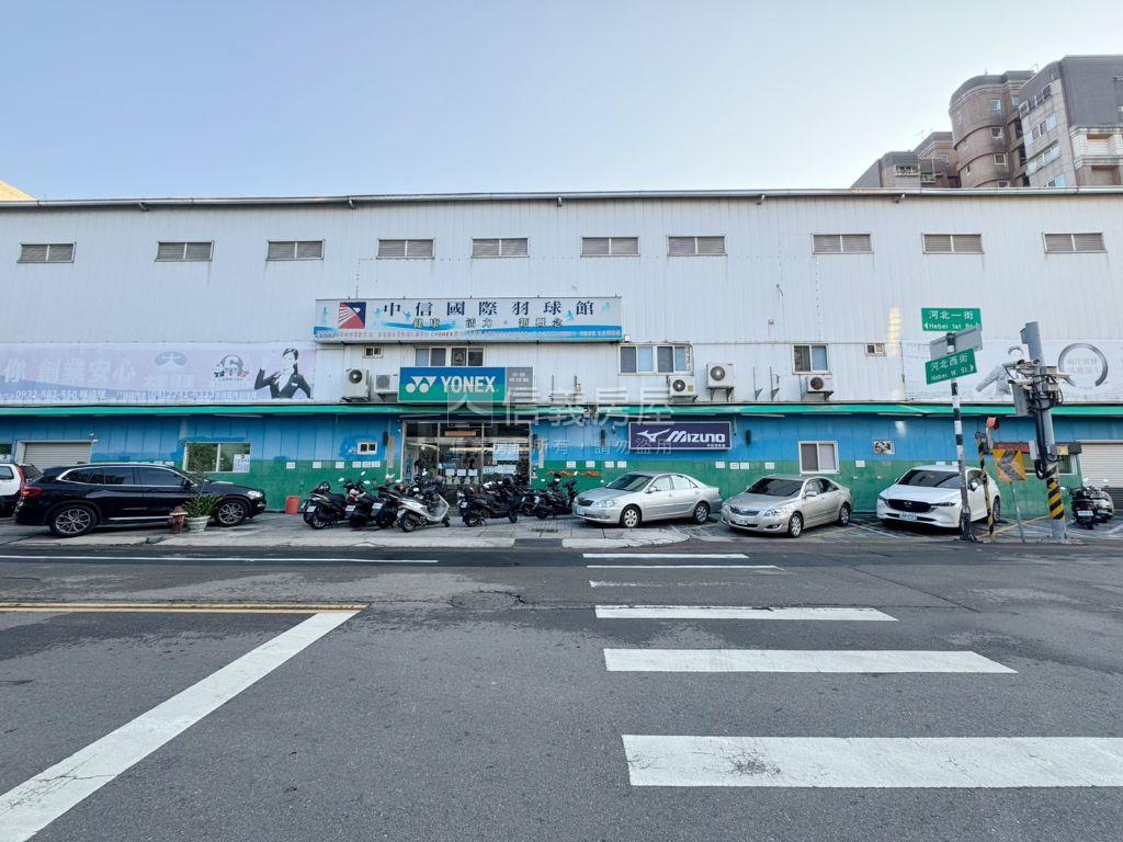 帥富宇藏富三房近普霖斯頓房屋室內格局與周邊環境