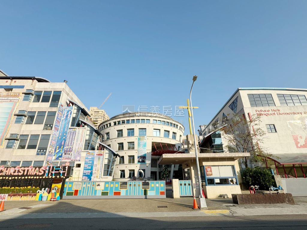 帥富宇藏富三房近普霖斯頓房屋室內格局與周邊環境