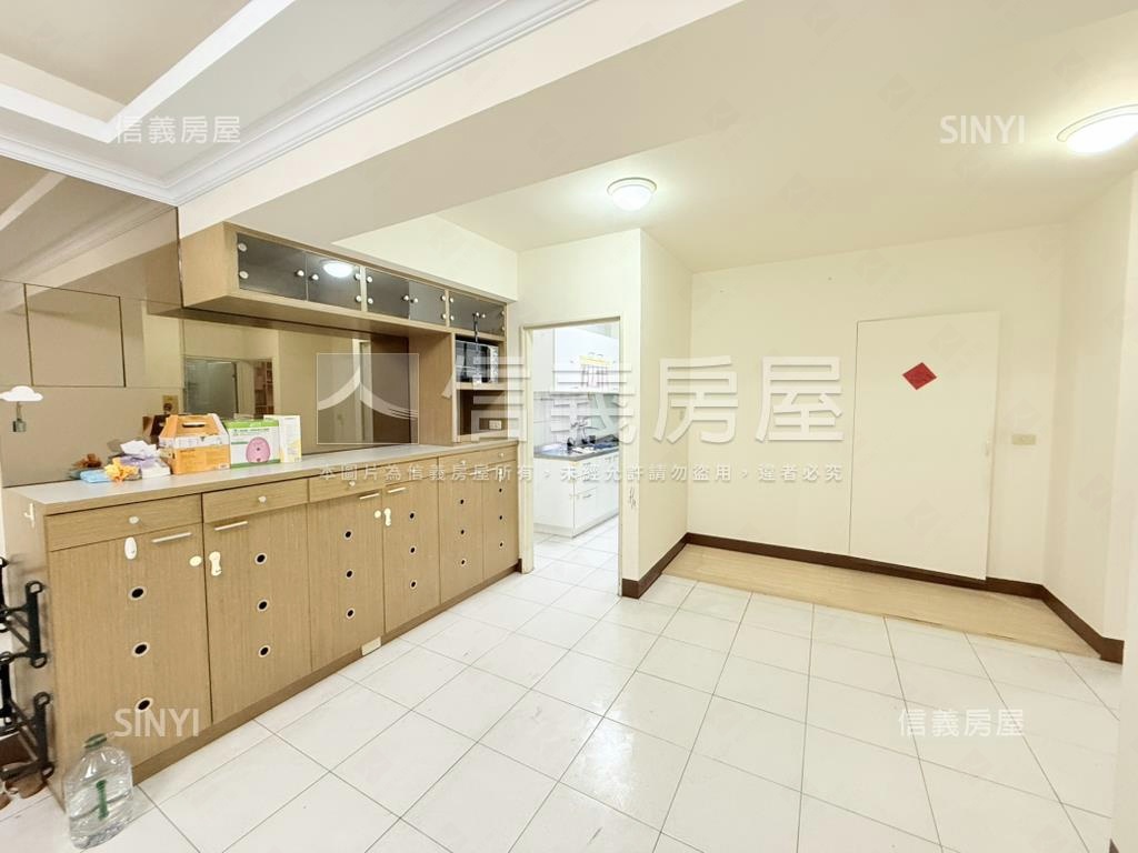 首選！正東區三房平車房屋室內格局與周邊環境