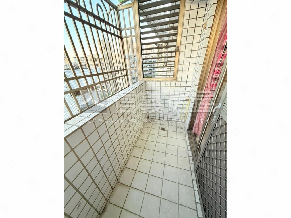 首選！正東區三房平車房屋室內格局與周邊環境