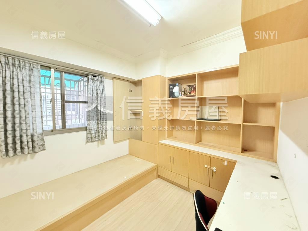 首選！正東區三房平車房屋室內格局與周邊環境